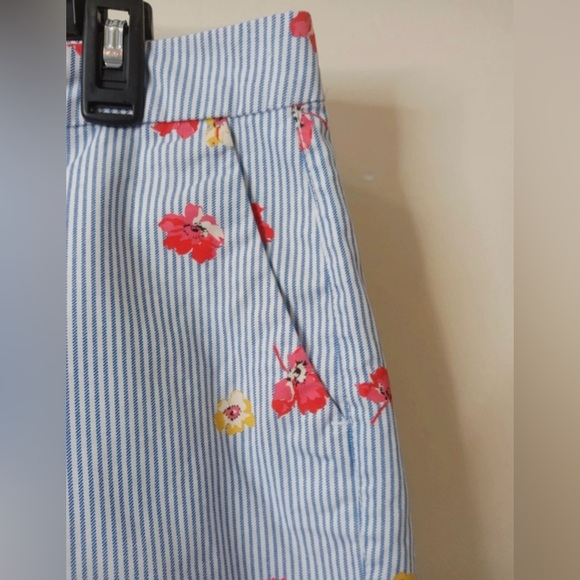 Old Navy Floral Everyday Shorts Blue Stripe Size 10 - Picture 5 of 9